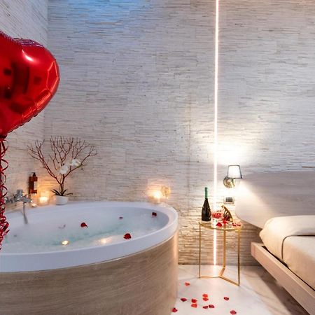 Lucenova Suite Guest-House Cagliari Ngoại thất bức ảnh