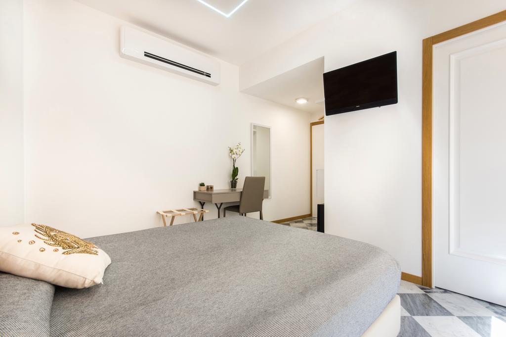 Lucenova Suite Guest-House Cagliari Ngoại thất bức ảnh